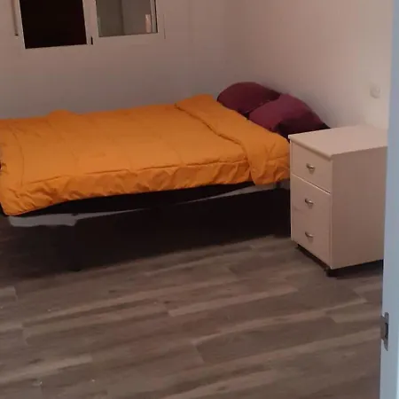 בית נופש Spacious In Near Sea *